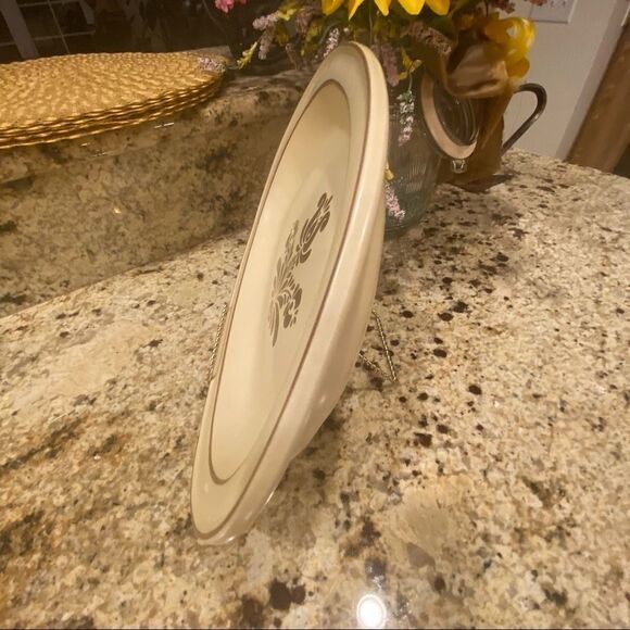 Pfaltzgraff Village Pattern Serving Platter Vintage USA Made 14 x10 inches - Picture 4 of 9